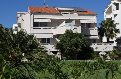 Novalja House | Suites Villa Ropuš