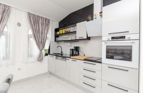 Solin Apartment | Apartment Ana with private pool