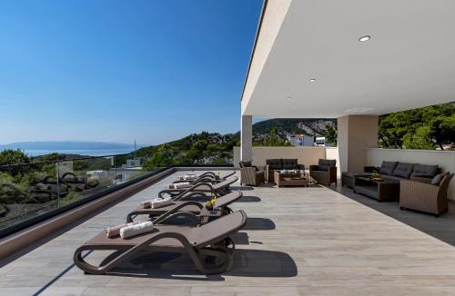 Veliko Brdo Villa | Luxury Villa Bašak with Infinity Pool and Sea View