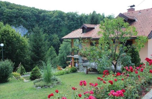 Netretic House | Holiday Home Jakovci