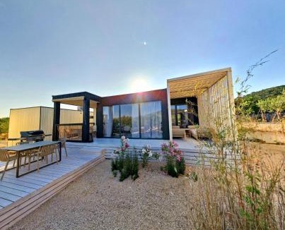 Tijesno House | Jazine beach villas