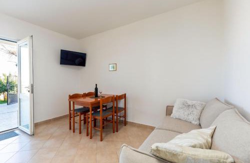 Vrvari Apartment | Lovely House LINDI in Poreč