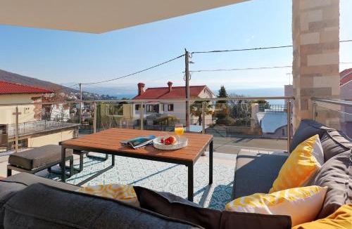 Poljane Apartment | Villa Sunny Ičići- Apartment Sun