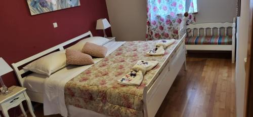 Luka Apartment | Ina by the sea Apartment