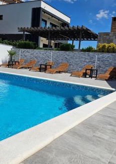 Seline House | Villa Silver