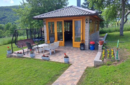 Foca House | Ris kuca za odmor