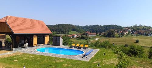 Gornja Stubica House | Holiday Home BIBA With Heated Outdoor Pool