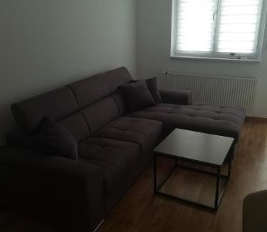 Canton 10 Apartment | Ivan