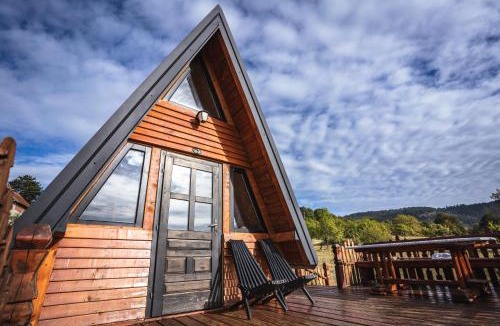 Zlatibor Ski Chalet | A Pine vikendica u srcu Zapadne Srbije