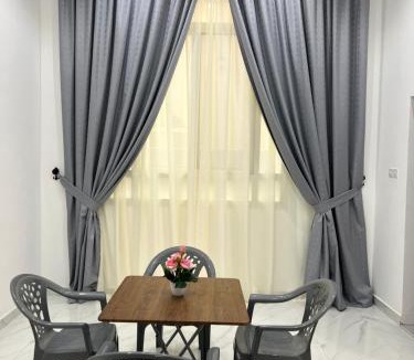 Ajman Villa | فيلا مفروشة مكونة من 5 غرف ماستر في الياسمين عجمان