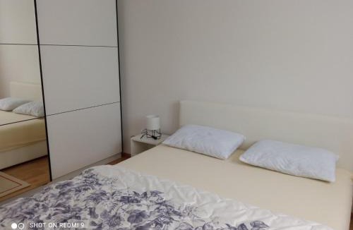 Pale Apartment | MB APARTMAN