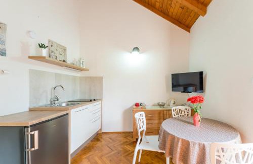 Brbinj Apartment | Apartmani Bugenvilija