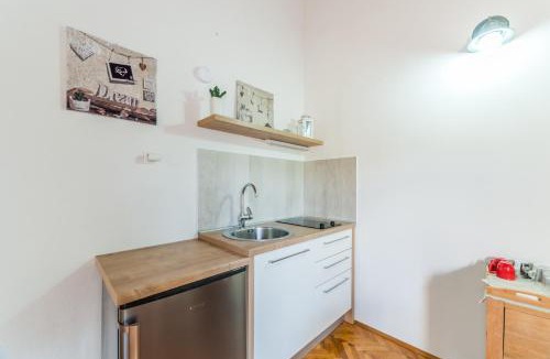 Brbinj Apartment | Apartmani Bugenvilija