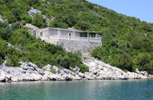 Putnikovic Apartment | Apartments by the sea Kabli, Peljesac - 10221