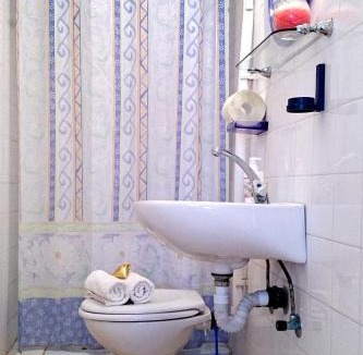 Pokrivenik Apartment | Apartments by the sea Cove Zarace - Gdinj, Hvar - 2047