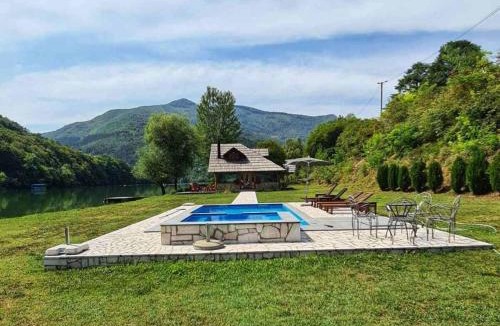 Rogatica Villa | Villa California