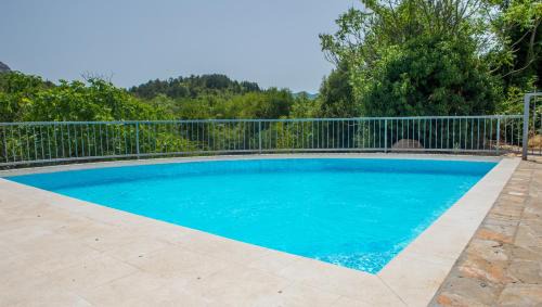 Zavala Villa | Villa Rosa