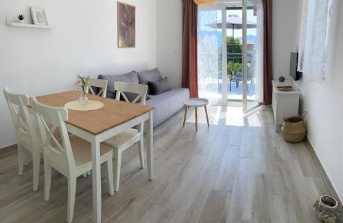 Opuzen Apartment | Villa OpuZEN