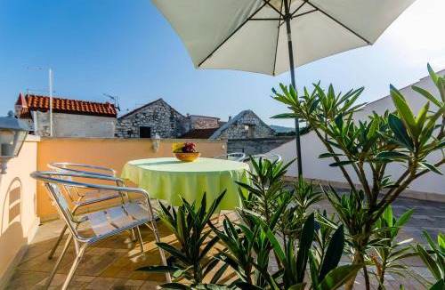 Trogir Apartment | Apartments Old Town