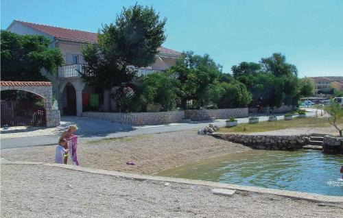 Kustici Apartment | Beach Front Apartment In Kustici