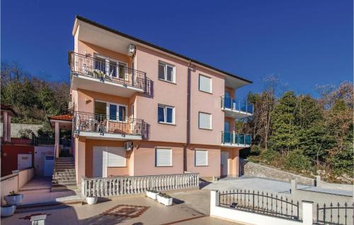 Volosko Apartment | Nice Apartment In Volosko With Kitchen