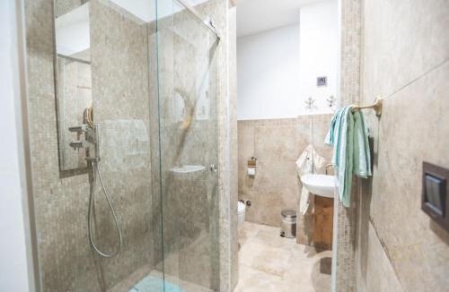 Zidarici Villa | Beachfront Villa Marconica