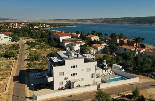 Seline House | Villa Silver