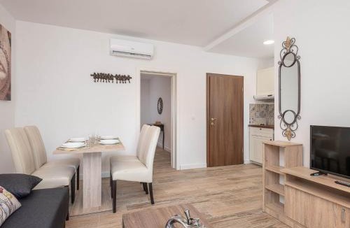 Zvekovica Apartment | Villa Liberty