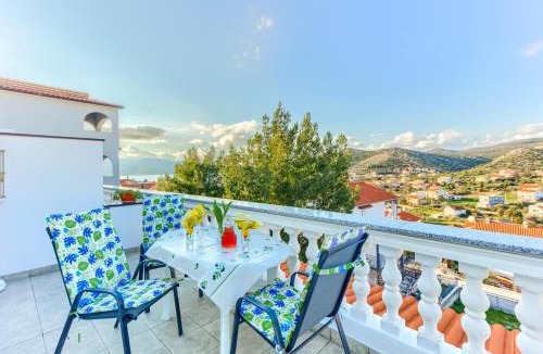Seget Vranjica Apartment | Villa Vittorio