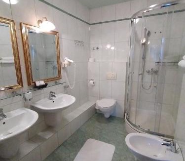 Samobor Hotel | Hotel Livadić