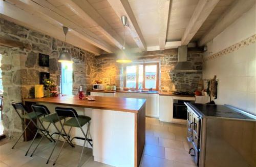 Veli Brgud House | VILLA SALVIA - Holiday house with pool -