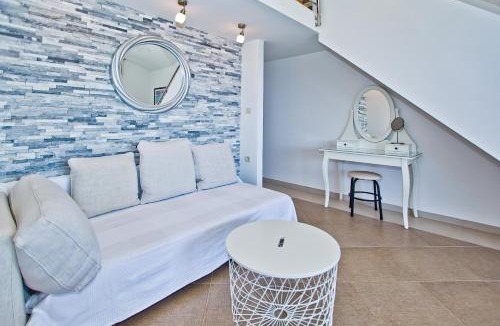 Milna Apartment | Island Hvar Seaside Villa Levanda with Beach, Pool & Seaview