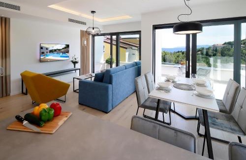 Icici Apartment | MODENA MARIS-heated pool-grill-relax-jacuzzi apartments