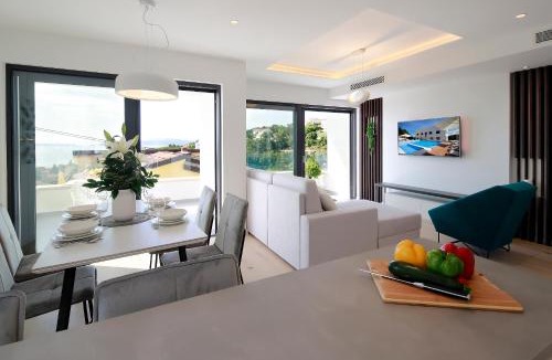 Icici Apartment | MODENA MARIS-heated pool-grill-relax-jacuzzi apartments