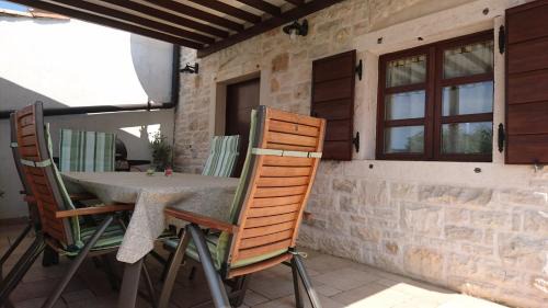Rovinjsko Selo Apartment | Villa Ester