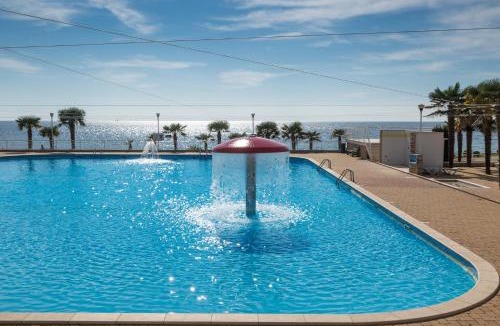 Cervar Porat Other | Easyatent FKK Safari tent Ulika Naturist - clothes free