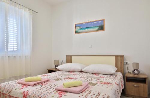 Vrsi Apartment | Apartments Mica