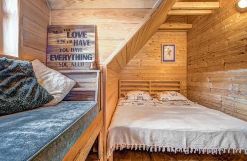 Vrelo Korenicko Ski Chalet | Chalet Plitvice I by Interhome