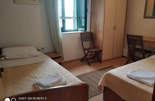 Opuzen House | Guest House Fosa