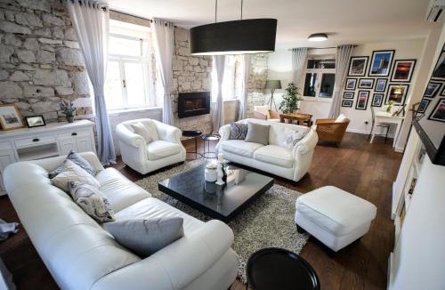 Vir House | Villa Lanterna