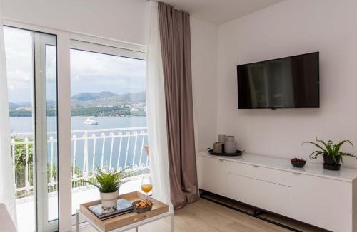 Okrug Donji House | Villa Blanka