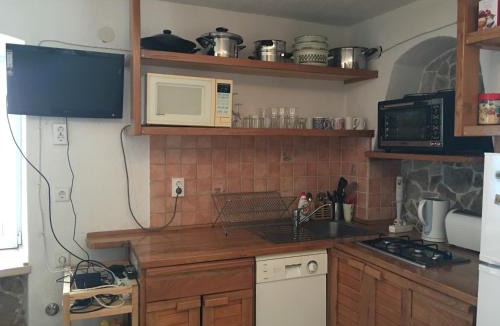 Ustrine House | Vita Vacation Home