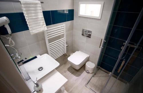 Modrica Hotel | Rox