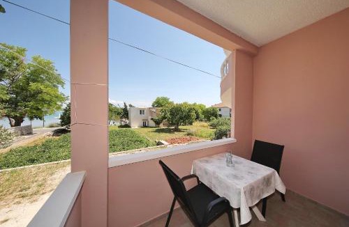 Tkon Apartment | Apartments Floras