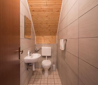 Catrnja Apartment | Apartment Barica