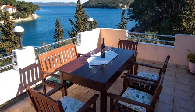 Apartment Brunac