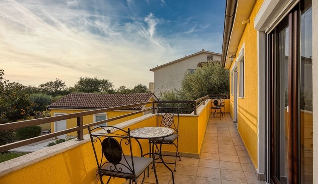 Charming Family Villa for 14 People near Porec
