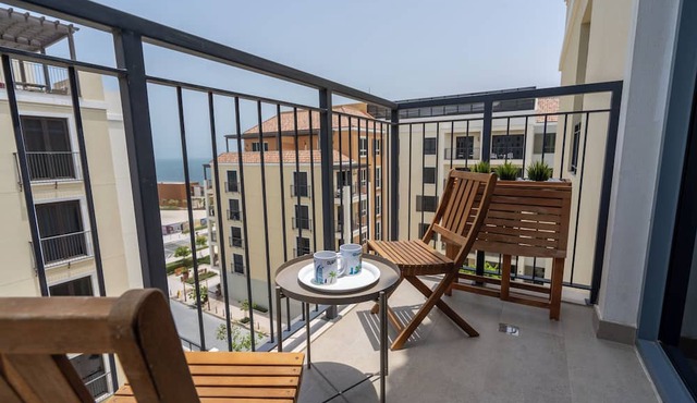 HiGuests - La Cote B2 in Dubai