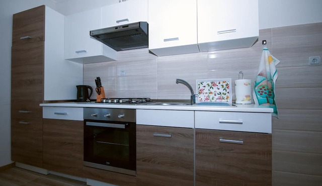 Two bedroom apartment with terrace Ličko Lešće, Velebit (A-20985-a)
