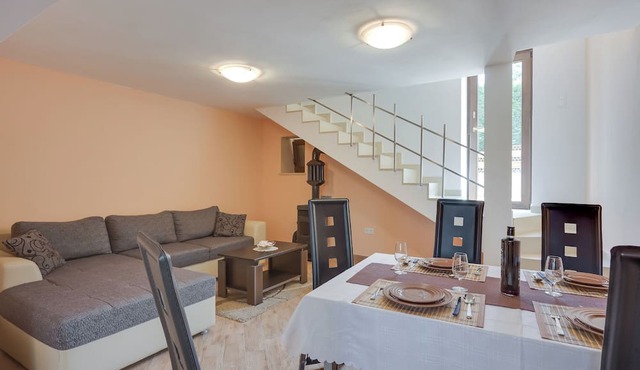 Holiday Home Ema Near Porec/w Terrace in Tar-Vabriga